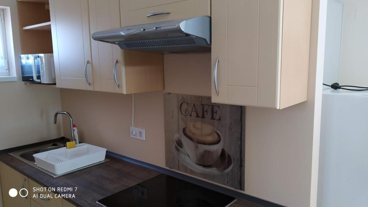 Bamboo Apartman Siófok Esterno foto