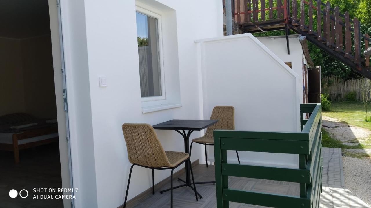 Bamboo Apartman Siófok Esterno foto